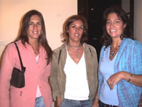 Mara Eugenia Castro, Paula Vogel, Paz Dussaillant (25kb)